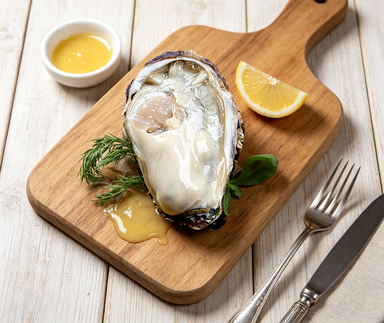 Fresh Raw Oysters